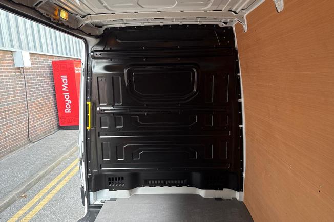 VOLKSWAGEN Crafter Photo 50