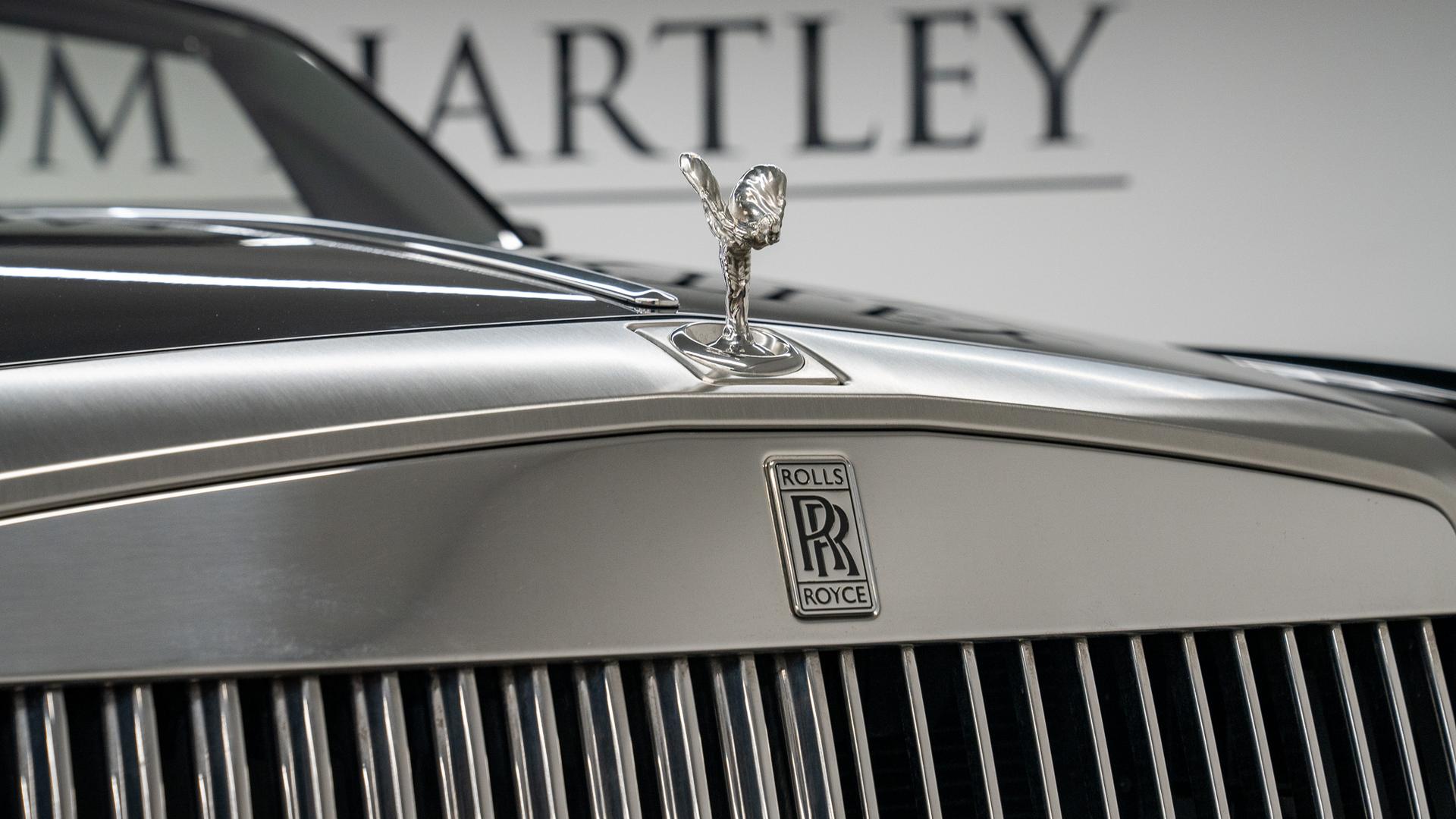 Rolls-Royce Phantom Photo 79a1065e-6e83-4500-a6f6-d843e1ee73fe.jpg