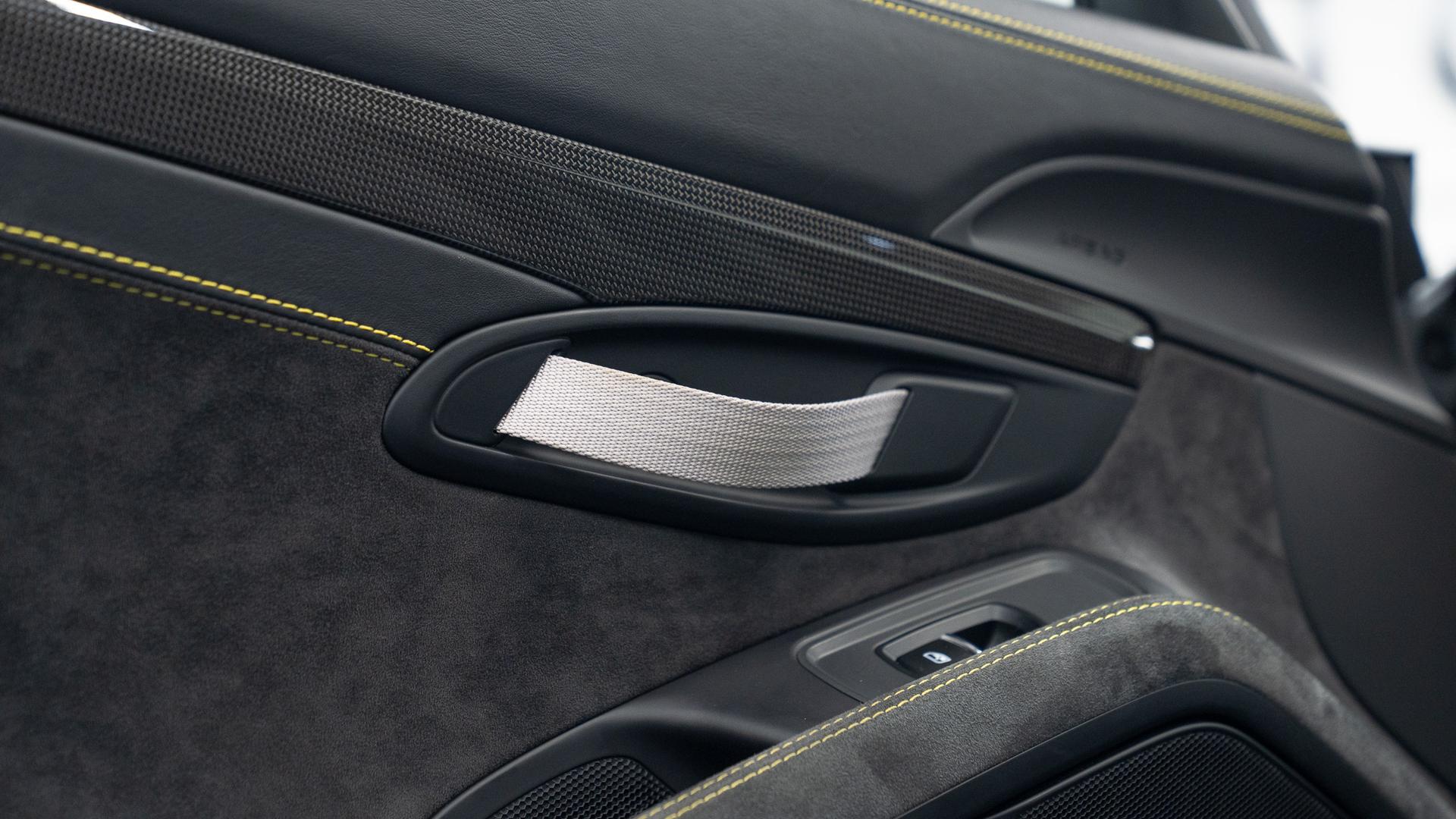 Porsche 911 Photo 79b874c4-6915-4c11-afef-4c5294d826d5.jpg