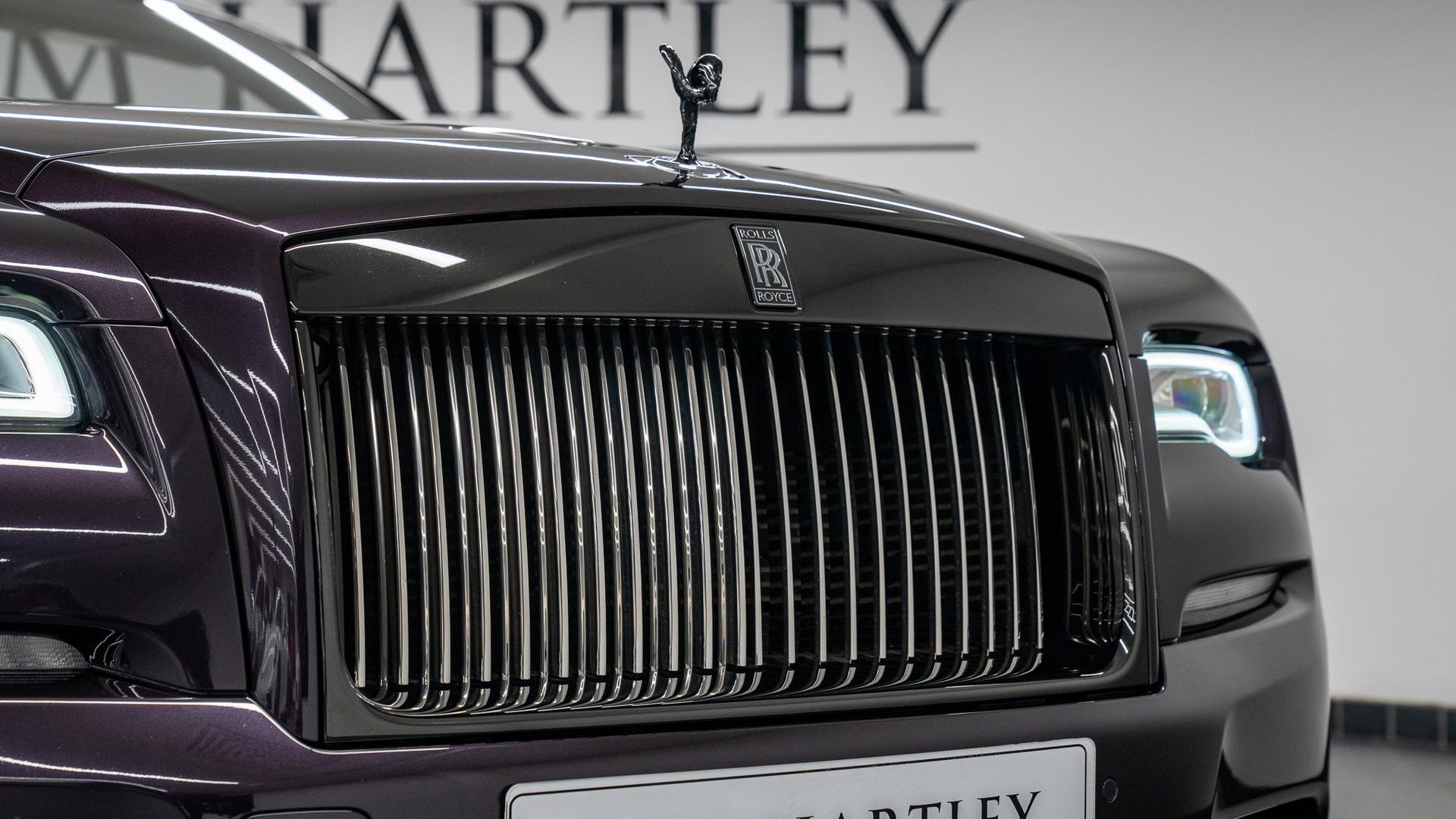 Rolls-Royce Dawn Photo 79b891bb-ebd5-41cc-a3cf-f6b4ba9ec3ce.jpg