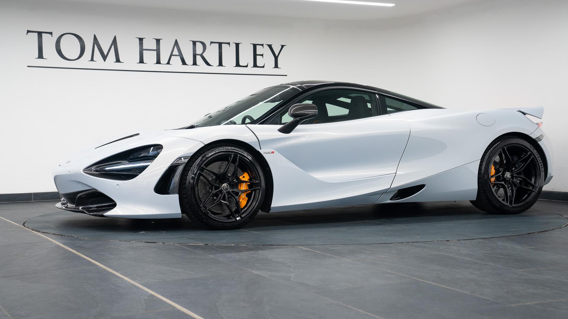 McLaren 720S Photo 79cc79e5-a06b-4ab0-86c1-e5e9139a3b39.jpg