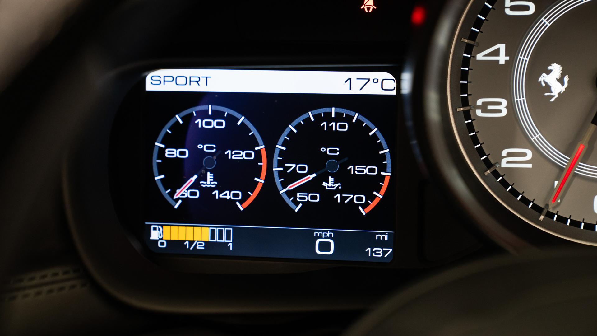 Ferrari California T Photo 79d3bfbf-1141-4f82-8ee5-38b8b499295e.jpg