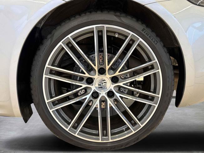 PORSCHE 718 Boxster Photo 17