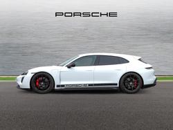 PORSCHE Taycan Photo 5
