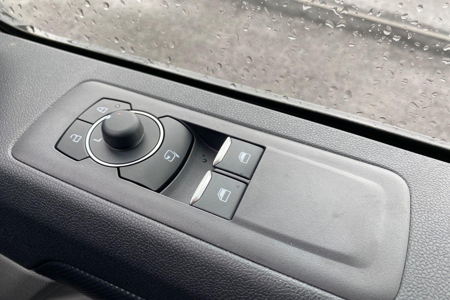 Ford TRANSIT CUSTOM Photo 8