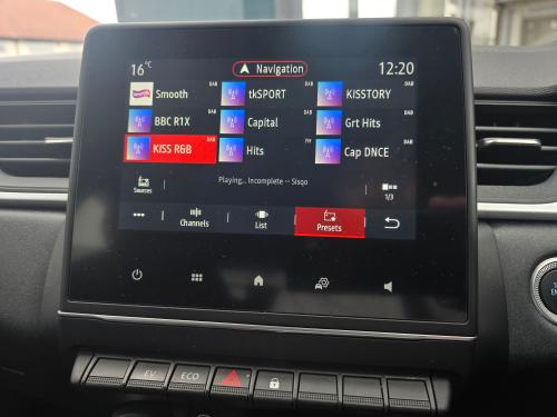 Renault Captur Photo 7a10ad18-9a38-49b8-a3a9-987fbfd20f71.jpg