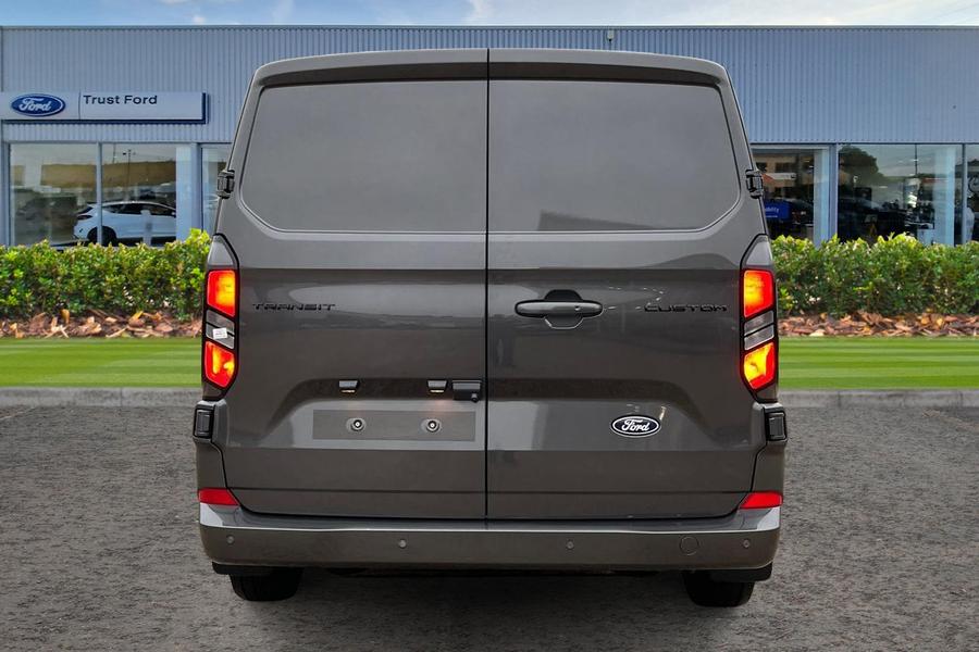 Ford TRANSIT CUSTOM Photo 7a133ee2-838d-42bc-ab13-2d497efda82f.jpg