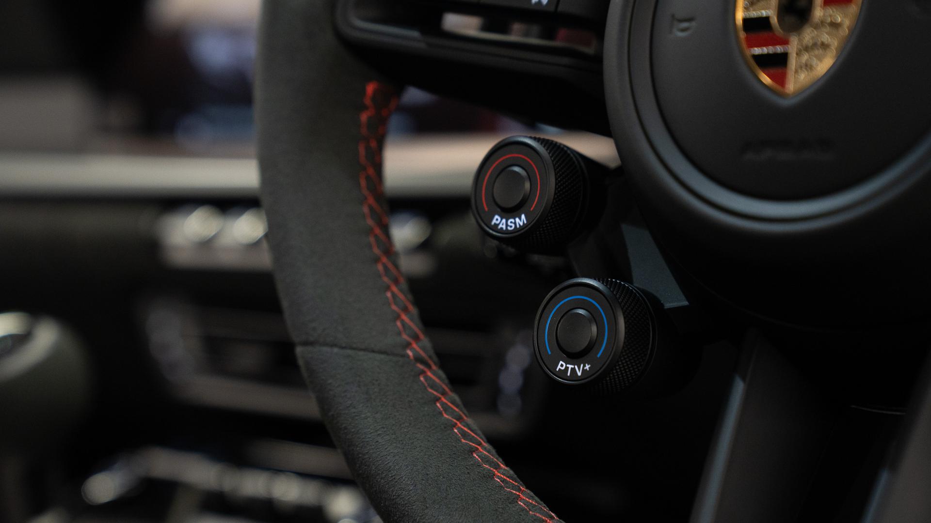 Porsche 911 Photo 7a32dd48-cf2f-48e6-bf77-82781874ad98.jpg