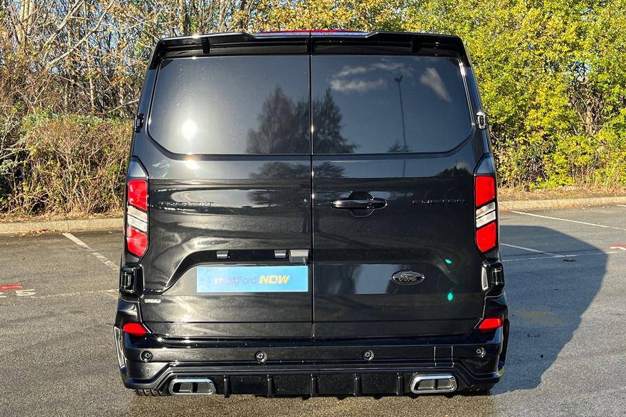 Used Ford TRANSIT CUSTOM PREDATORPHEV01 13