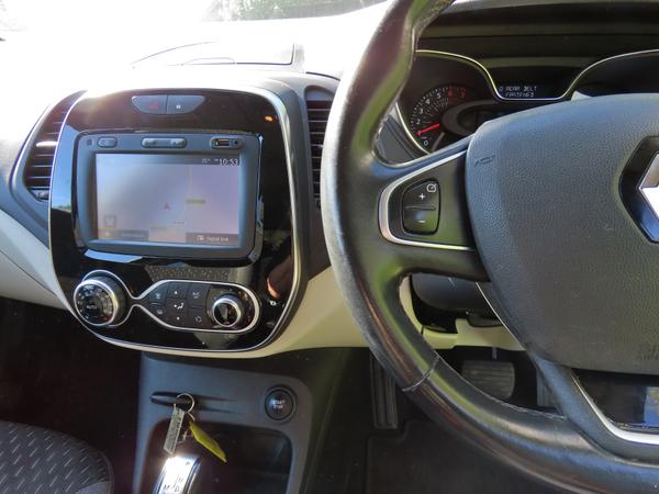 Used Renault Captur RO67YWT 18