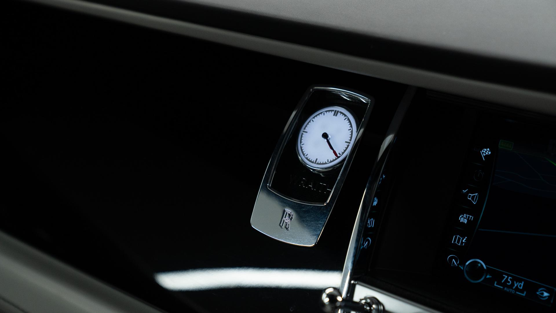Rolls-Royce Wraith Photo 7a73344c-aac5-45e5-bf98-c61c86870992.jpg