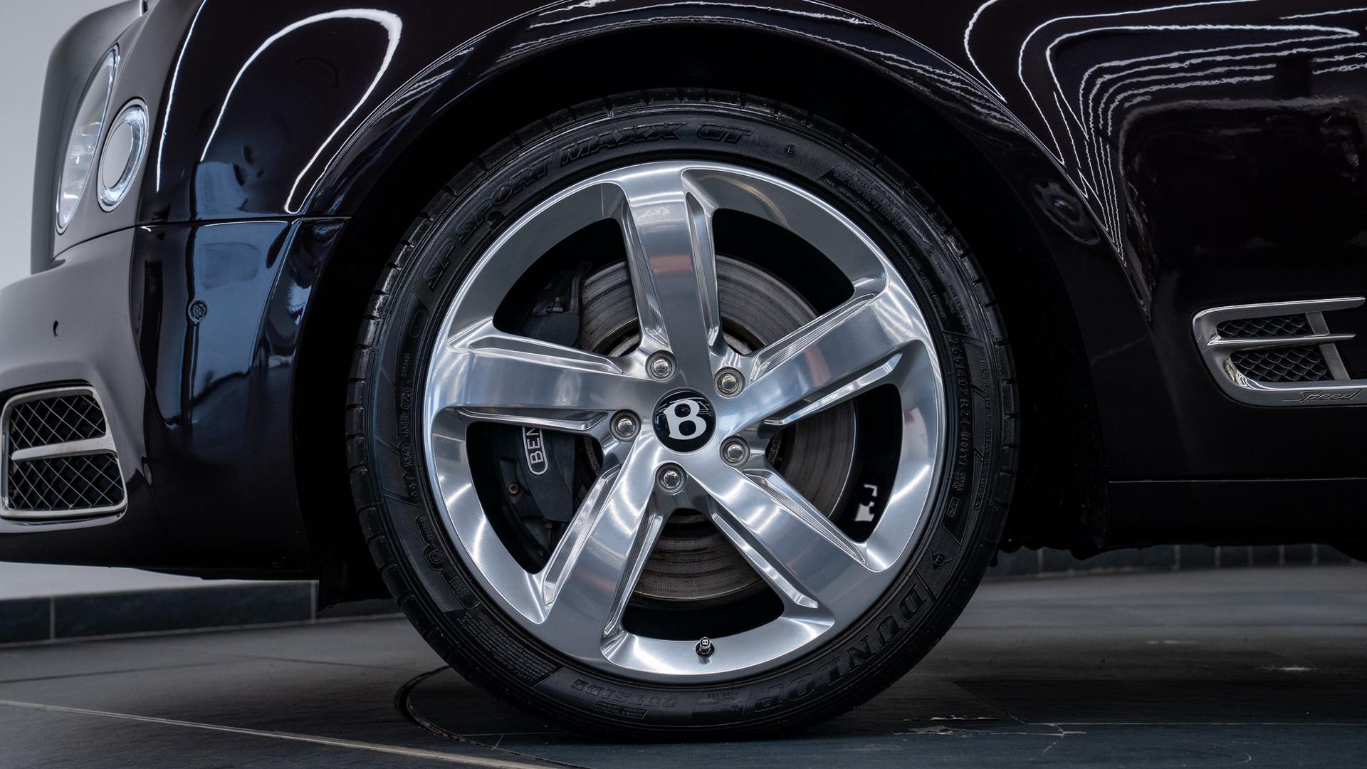 Bentley Mulsanne Photo 7a743cb6-8ee1-4c74-94aa-d19d455c10ec.jpg