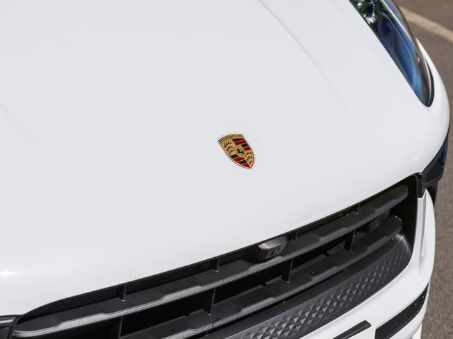 PORSCHE Macan Photo 32