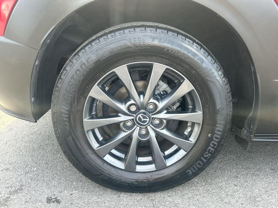 Mazda CX-30 Photo 7a7b8563-d2ab-4a24-8212-33ffce9bf547.jpg