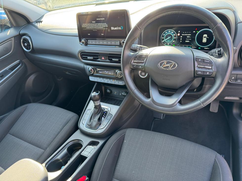 Hyundai KONA Photo 7a828580-ab36-4fc5-ad9e-a745832a93fc.JPEG
