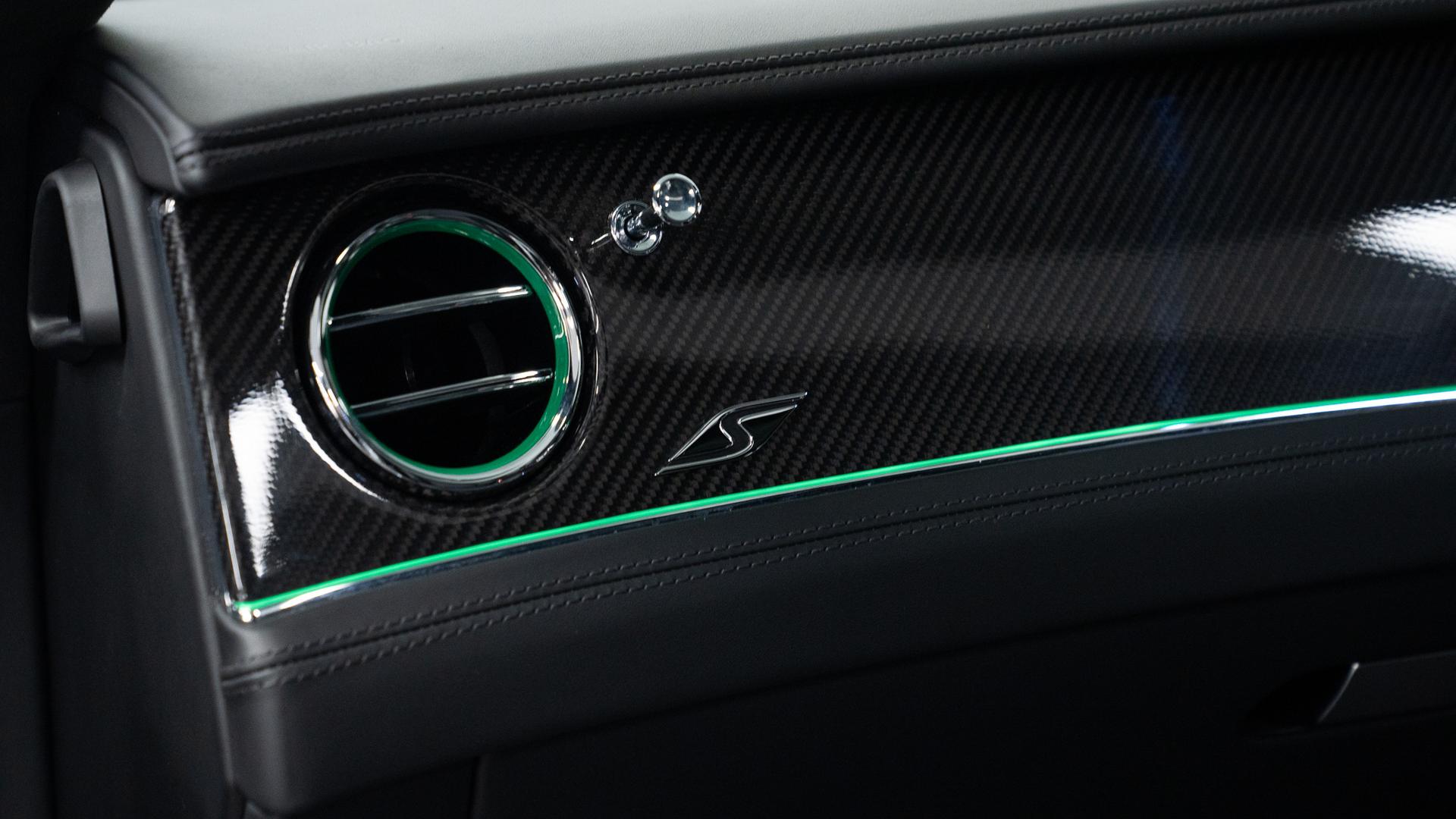 Bentley Flying Spur Photo 7a863d89-9df0-4661-a1a3-e923a94b0d6c.jpg