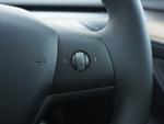 TESLA Model 3 Photo 19
