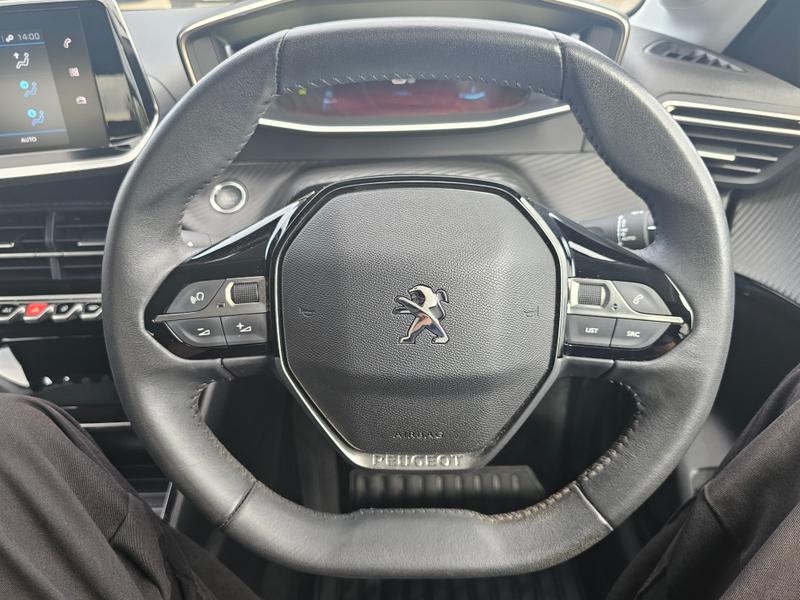 2023 73 PEUGEOT 208