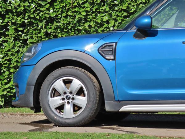 Used MINI Countryman LK68YGG 9