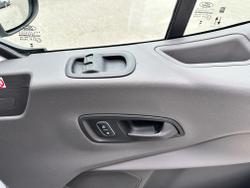 Ford Transit Photo 19