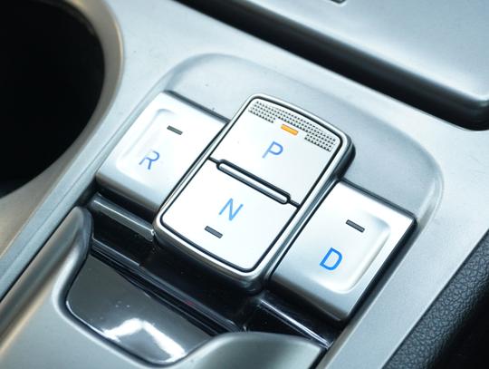 Hyundai KONA Photo 7aa16f79-a82c-4a87-84db-e241685ea685.jpg