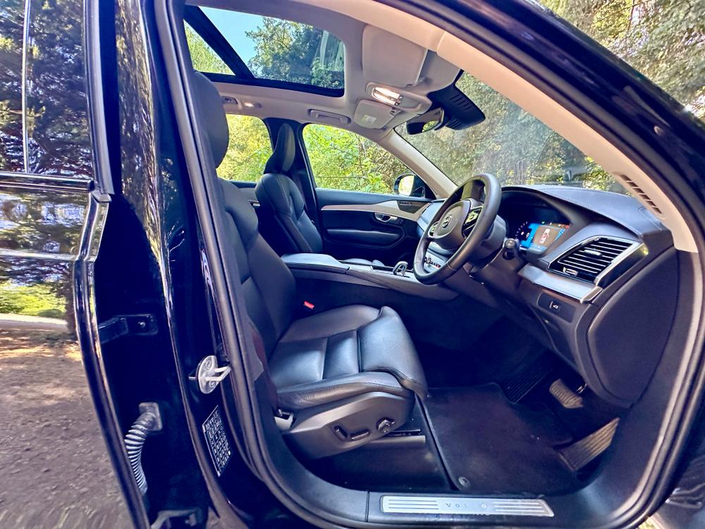 Used Volvo XC90 RJ73OAX 19