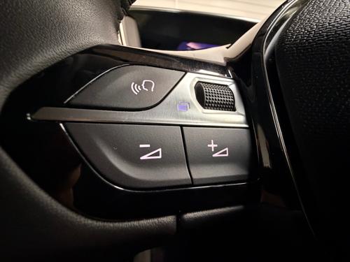 Peugeot 208 Photo 7ac73b72-f120-4719-bd81-74db3ee8b1d8.jpeg