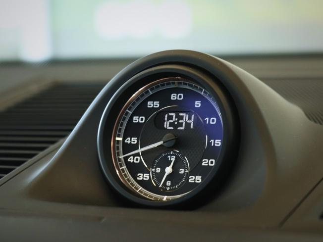PORSCHE Macan Photo 31