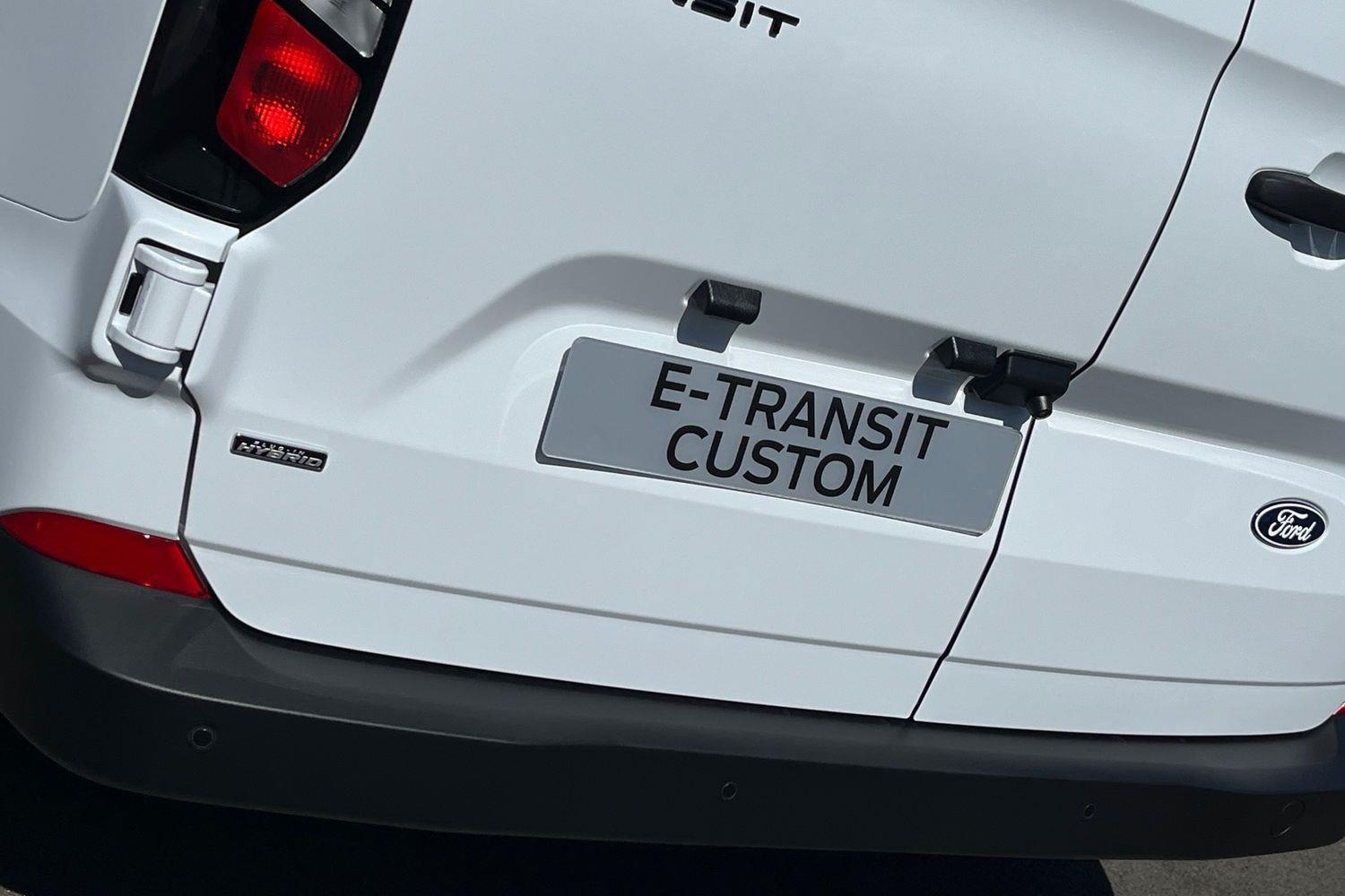 Ford TRANSIT CUSTOM Photo 40