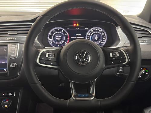 Volkswagen Tiguan Photo 7b079252-0a80-4fbb-93b4-e1aee9dc7012.jpeg