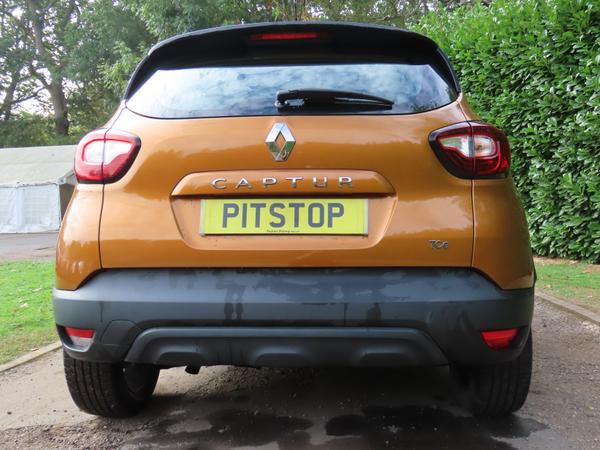 Used Renault Captur HS17HBJ 11
