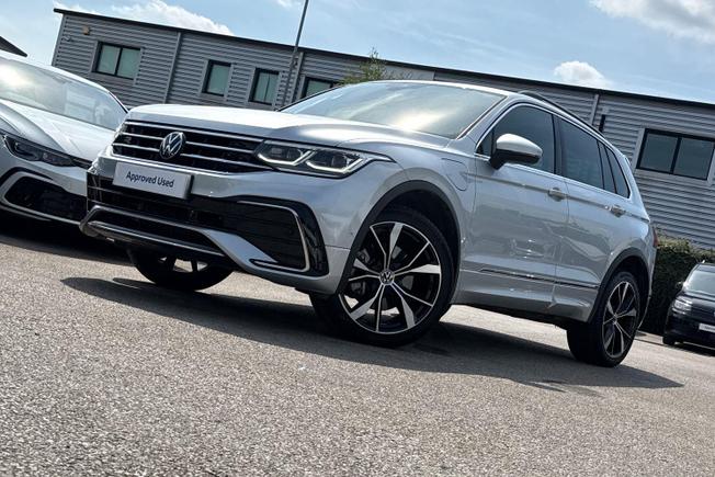VOLKSWAGEN Tiguan Photo 50