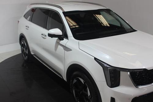 Used 2025 Kia Sorento 1.6 h T-GDi 3 SUV 5dr Petrol Hybrid Auto AWD Euro 6 (s/s) (212 bhp) White at Ken Jervis