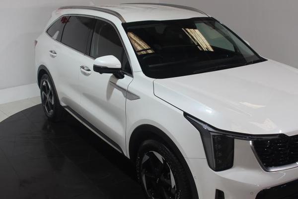 Kia Sorento 1.6 h T-GDi 3 SUV 5dr Petrol Hybrid Auto AWD Euro 6 (s/s) (212 bhp) Photo 1