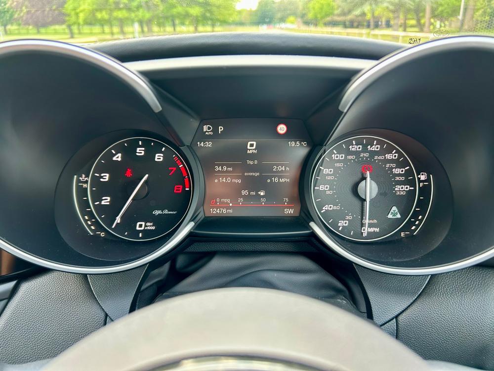 Used Alfa Romeo Giulia LC22YDN 42