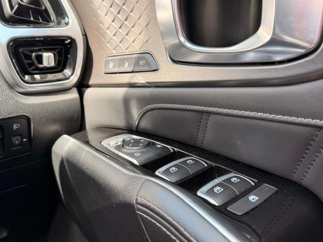 Kia Sorento Photo 7b2dcd6f-63b8-4726-ac8b-1e88d1d38067.jpg