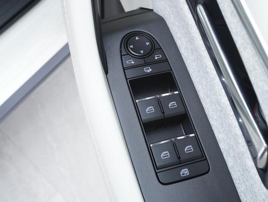 Mazda CX-80 Photo 7b336c42-35b5-4214-8ed0-401151dab04b.jpg
