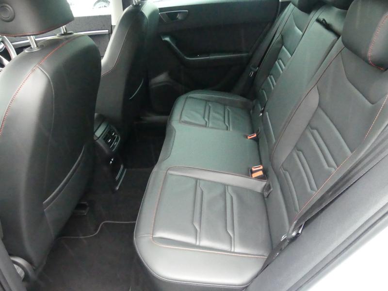 SEAT Ateca Photo 7b33b48d-3dd6-4212-8404-3aa8479d2910.jpg