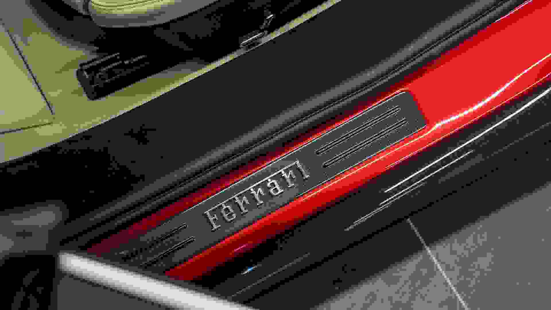 Ferrari 296 Photo 7b428cc7-9b14-4b1e-87a0-d988b9534227.jpg