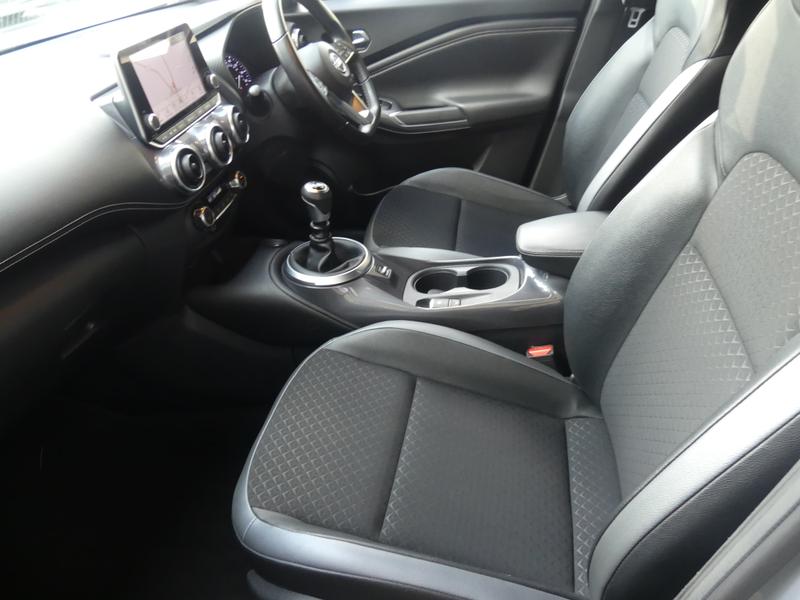 Nissan Juke Photo 7b49ab6d-4398-47a5-9008-67e6ef21cda0.jpg