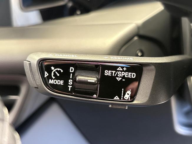 PORSCHE Macan Photo 40