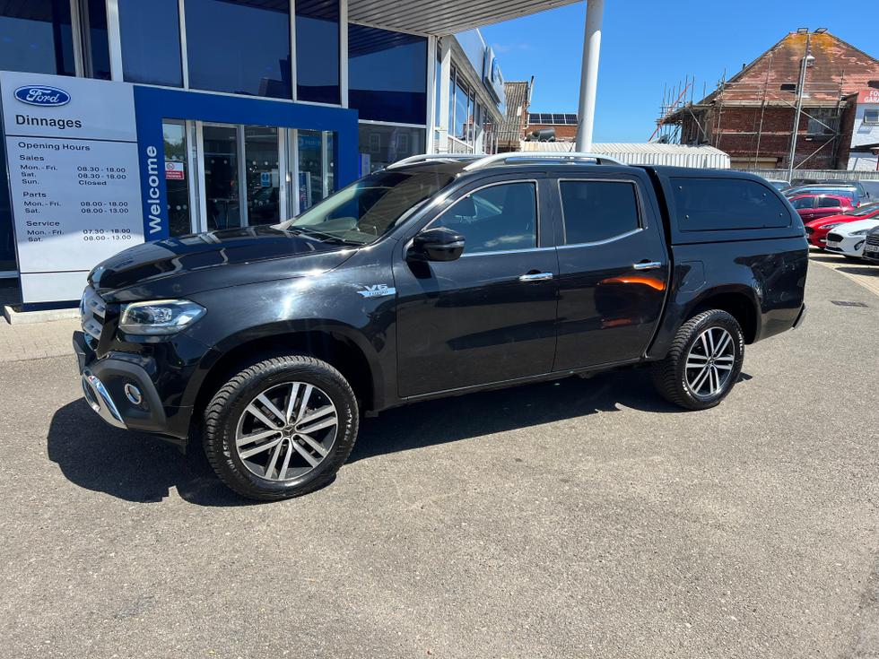Mercedes-Benz X Class Photo 7b65a698-6d64-41e7-8985-532bf84fd6e8.jpeg