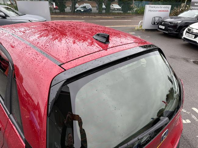 Honda Jazz Photo 7b662e8e-179c-452b-9f6a-510ec9e7a92f.jpg