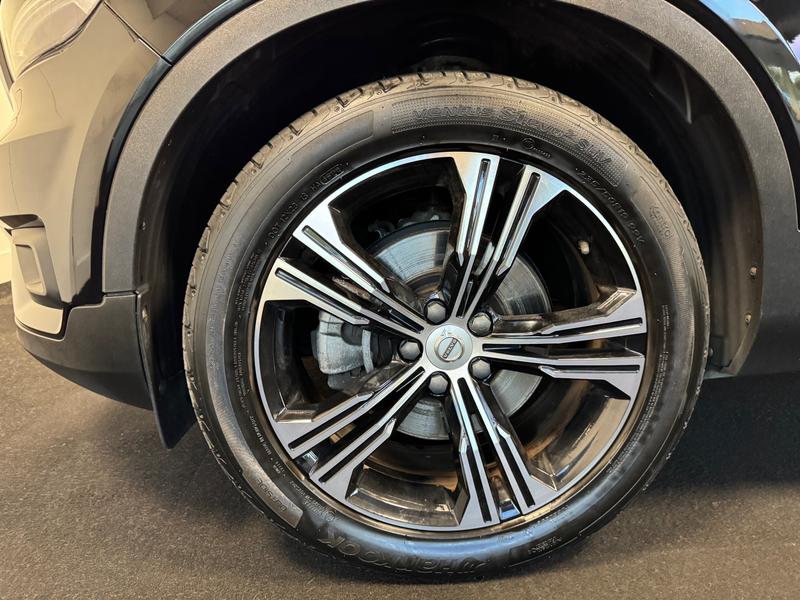 Volvo XC40 Photo 7b68e4ad-ed31-4a46-8852-68a41712f588.jpg