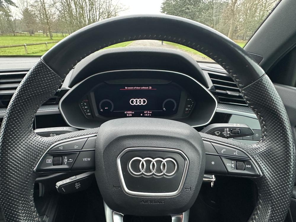 Used Audi Q3 AO69RUH 31