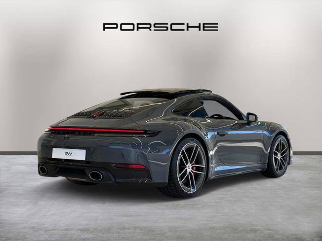 PORSCHE 911 Photo 7