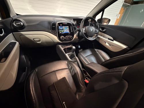 Peugeot 2008 Photo 7b9afeb6-4733-4c26-88ea-591baf2c7663.jpeg