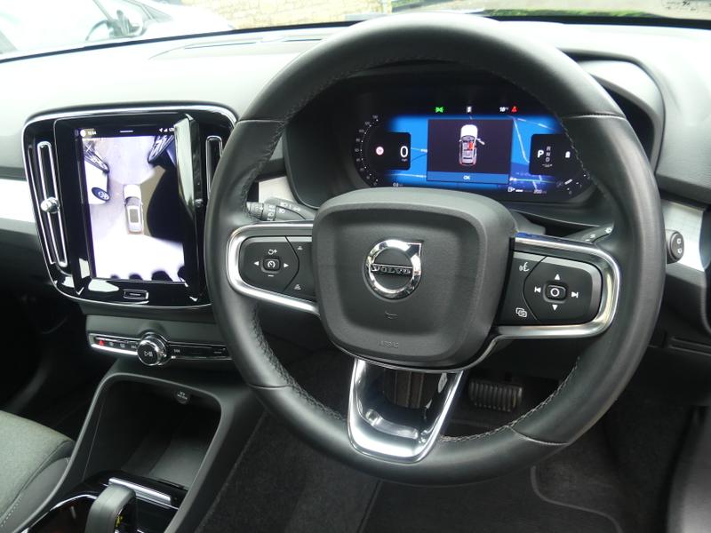 Volvo XC40 Photo 7bab06d1-e418-4c5e-9313-a2a361ace4ab.jpg