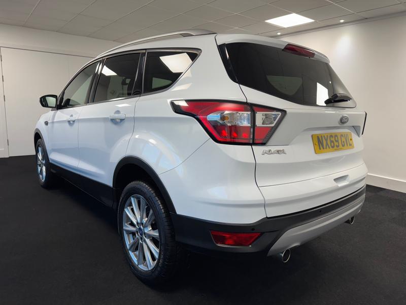Ford Kuga Photo 7bacfe7c-6162-493d-ab68-cbc6bad87147.jpg