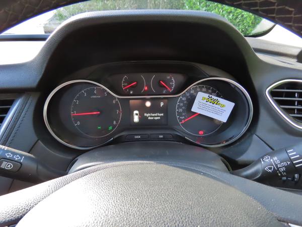 Used Vauxhall Grandland X LV69LSE 16